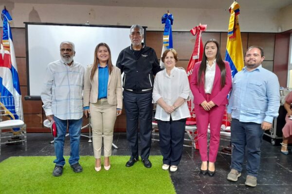 Nicaragua asiste a encuentro de mujeres en República Dominicana