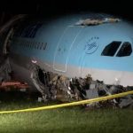 Avión coreano sale de la pista al aterrizar en Filipinas