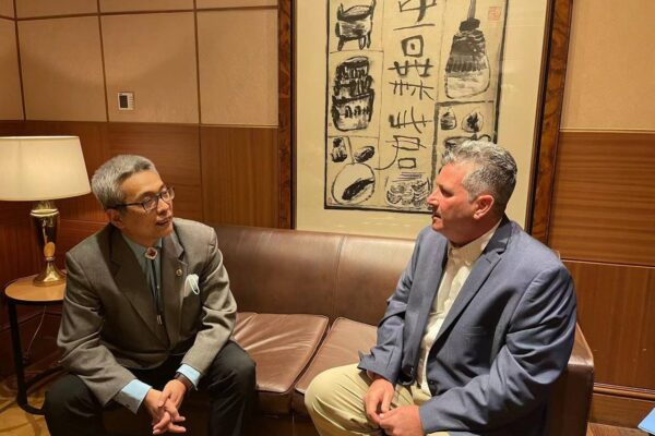 Embajador nicaragüense sostiene reunión con director para América Latina de Cancillería China