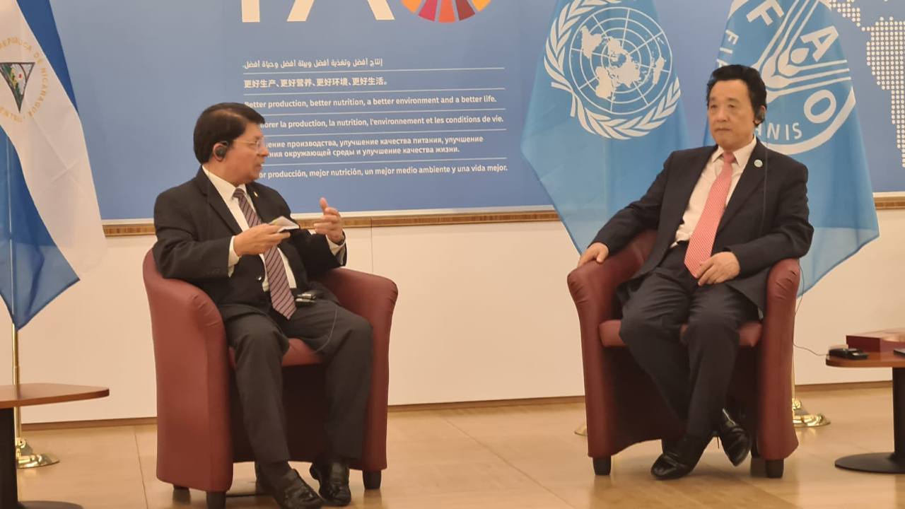 Canciller nicaragüense se reúne con director general de la FAO