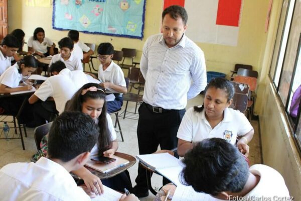 Nicaragua suspende clases  por paso de tormenta tropical Julia