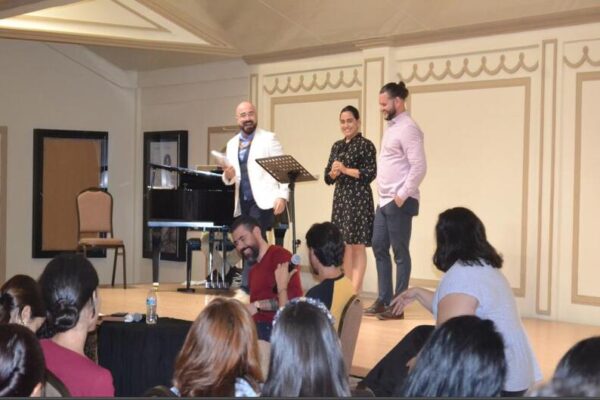 Maestros italianos imparten taller de música lírica en Nicaragua