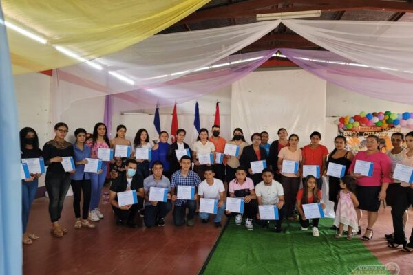 Egresan más de 15 mil protagonistas de Escuelas Municipales de Oficio