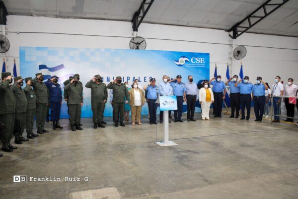 Inicia traslado de material para elecciones soberanas 2022