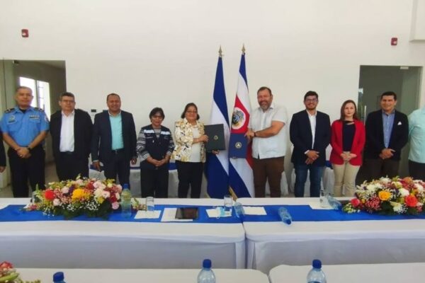Nicaragua y Costa Rica firman nuevo convenio binacional
