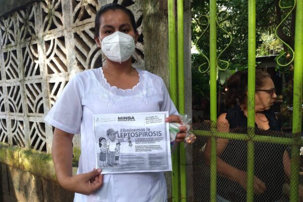 Brigada se moviliza para prevenir leptospirosis en Managua