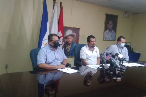 Nicaragüenses seguirán gozando de subsidio en precios de los combustibles