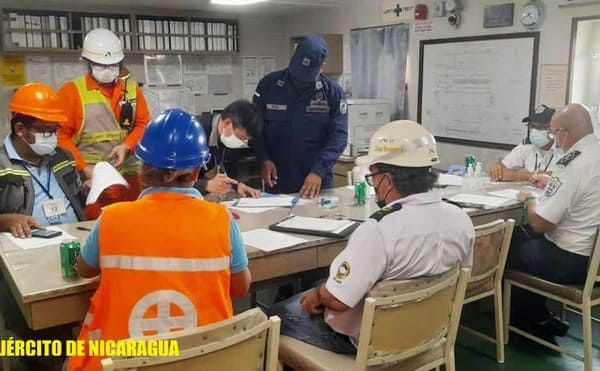 Fuerza Naval garantiza seguridad a embarcaciones y flota pesquera industrial
