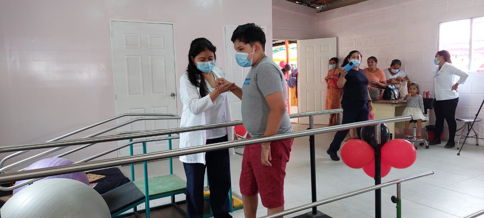 Nueva área de fisioterapia a disposición gratuita de pobladores de San Rafael del Sur