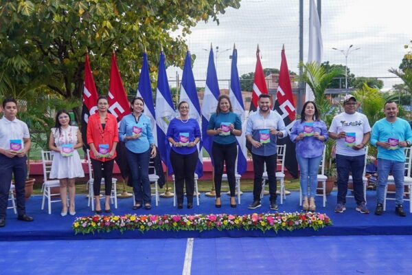 Nicaragua oficializa Cartilla de Atención a la Juventud