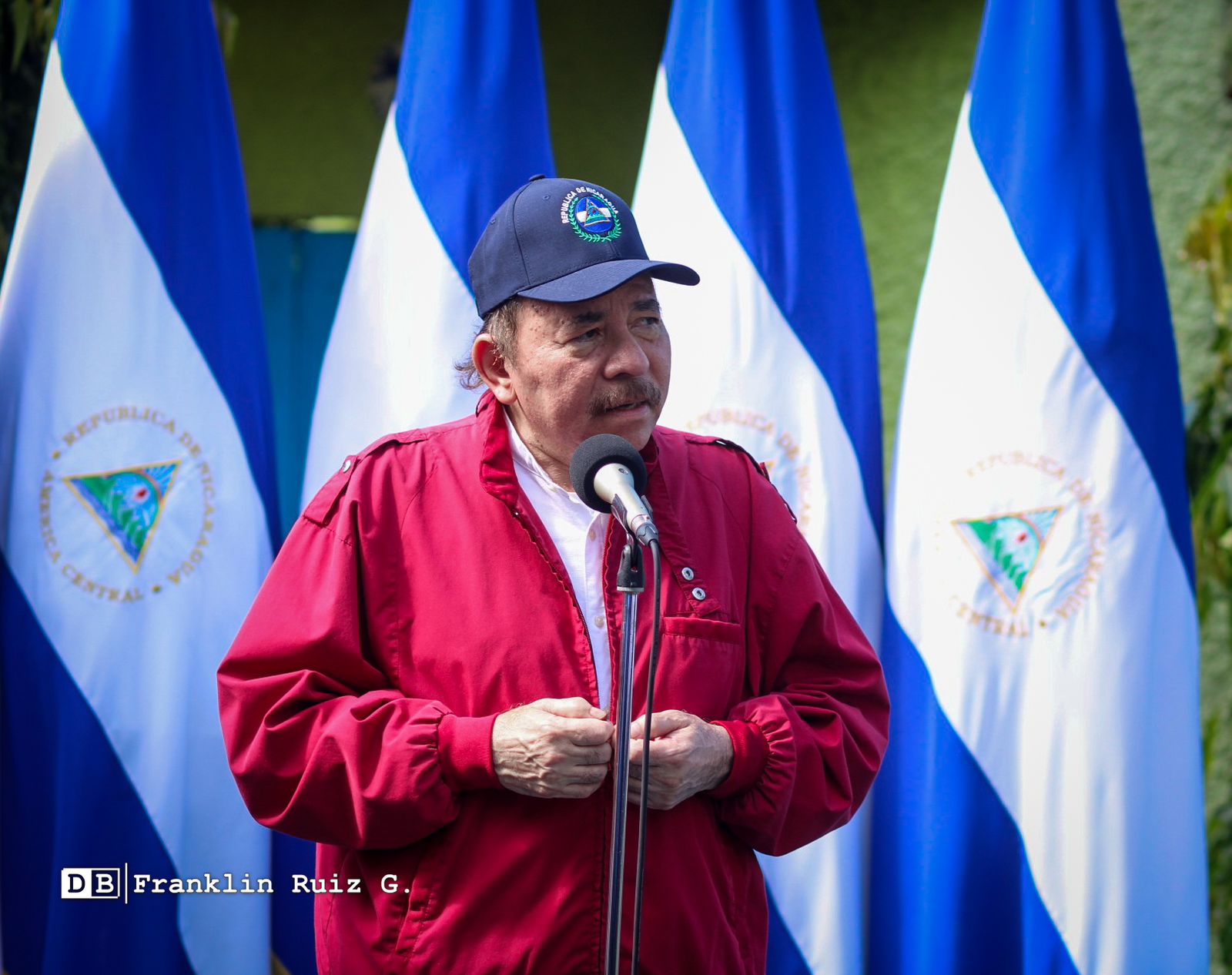 Comandante Daniel Ortega: Al votar por Nicaragua se está votando por la paz
