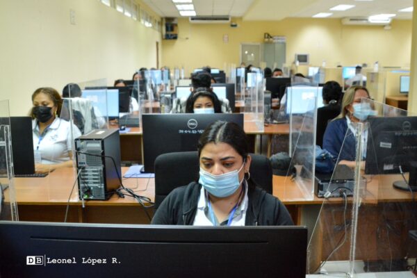 Partidos y alianzas políticas realizan recorrido por Centro Nacional de Cómputos