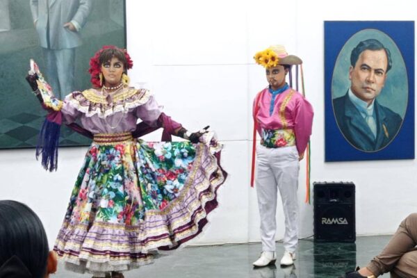 Magistral conferencia aborda el origen del Baile de Negras de Masaya