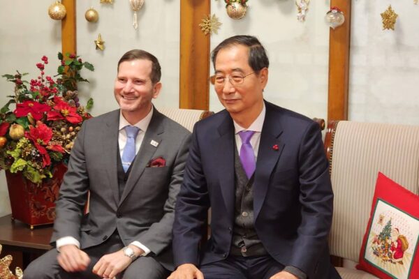 Primer Ministro de Corea se reúne con Embajador nicaragüense