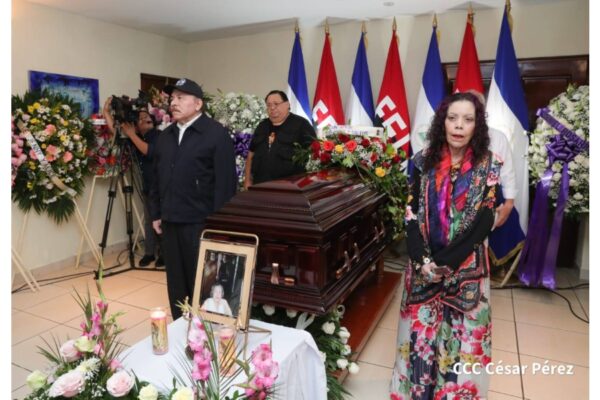 Homenaje Póstumo a Blanquita Sandino Aráuz