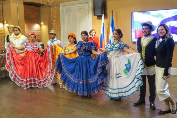 Rusia y Nicaragua celebran 78 años de hermandad