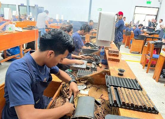 Empresa Villiger inaugura instalaciones en Estelí