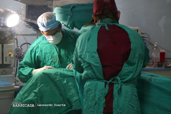 Nicaragüenses protagonizan primera jornada gratuita de implantación de marcapasos del 2023