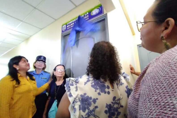 Nicaragua inaugura Comisaría de la Mujer 181