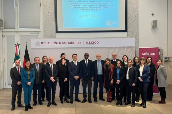 Embajadora de Nicaragua sostiene encuentro con Secretario Ejecutivo de la UNCCD