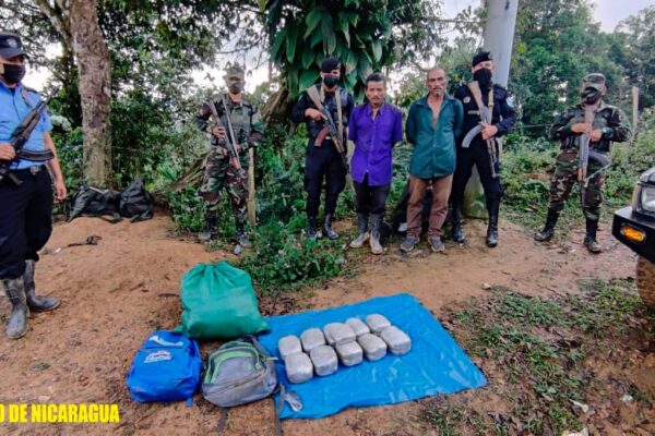 Ejército incauta droga en Murra