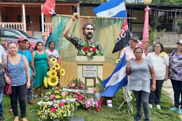 Militancia sandinista rinde homenaje al compañero Denis Gutiérrez