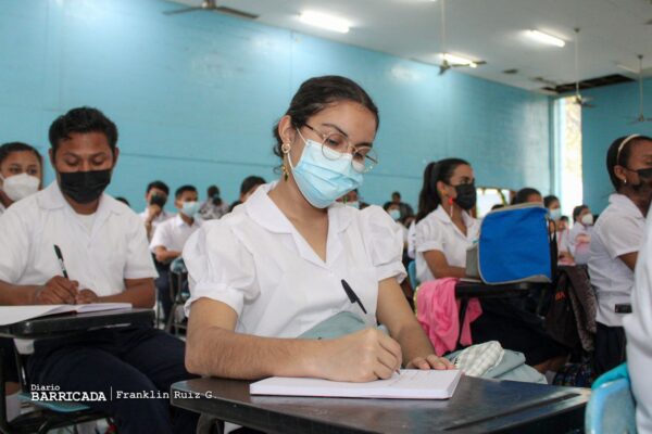 Nicaragua prioriza escenario pedagógico para la formación inicial docente
