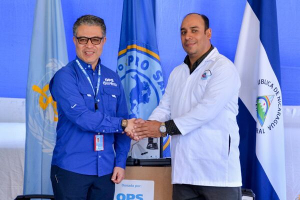 Nicaragua recibe equipos para la prevención y control del cáncer cérvico uterino