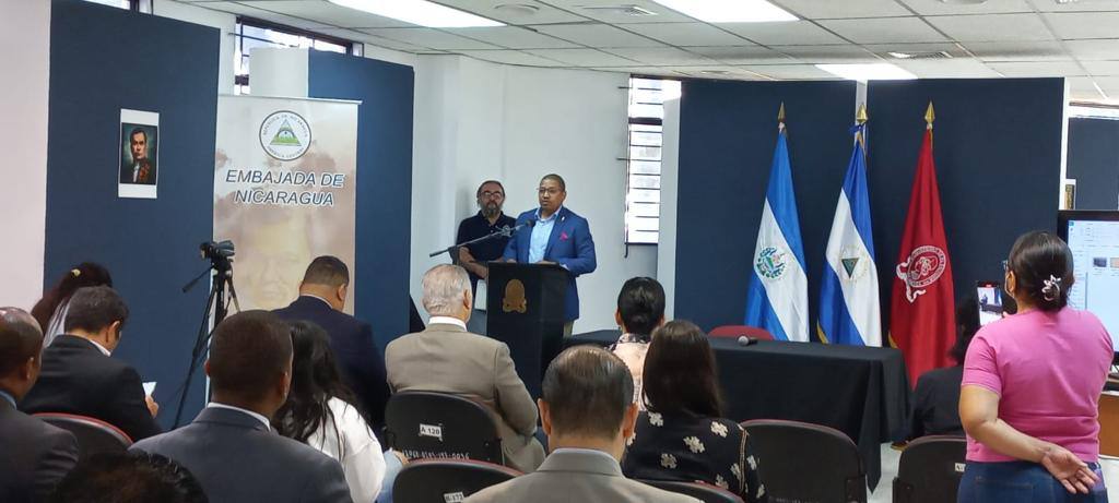 Nicaragua conmemora a Rubén Darío en El Salvador