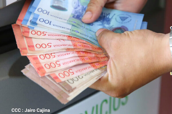 Informan sobre tipo de cambio del córdoba con respecto al dólar