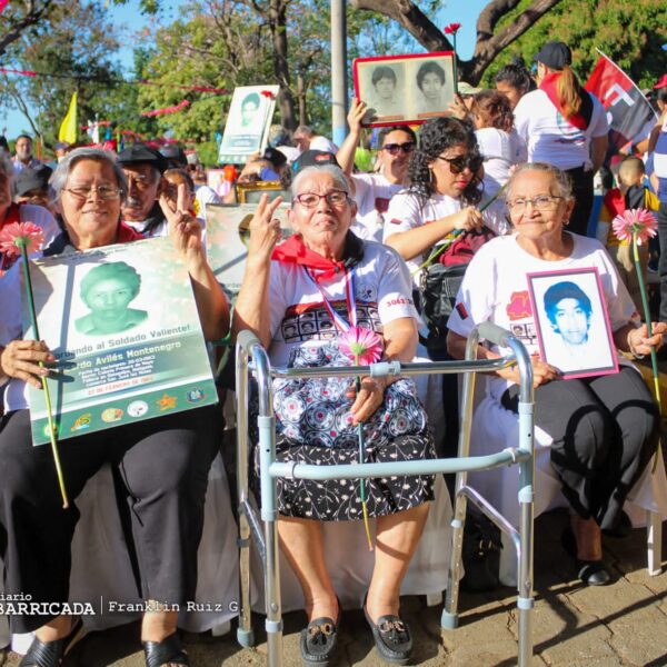 Foto de Conmemoración del 40 aniversario de la Gesta Heroica de San José de las Mulas