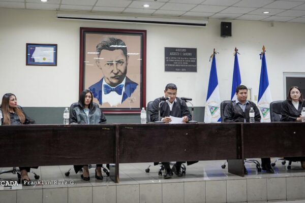 Emiten resoluciones contra 94 traidores a la patria prófugos