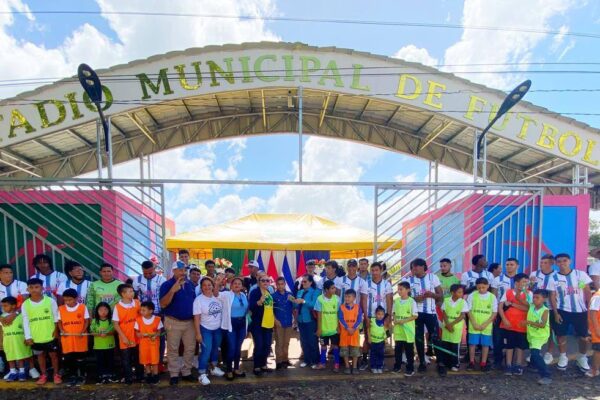 Río Blanco inaugura segunda etapa del Estadio de Fútbol Jarinthon Garay