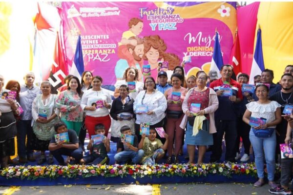 Cartillas se continúan presentando en mercados nicaragüenses