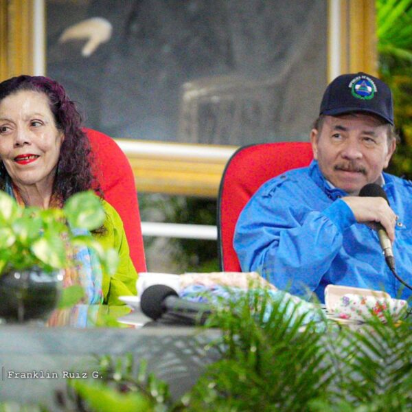 Foto de Mensaje al pueblo nicaragüense del Comandante Daniel Ortega y compañera Rosario Murillo