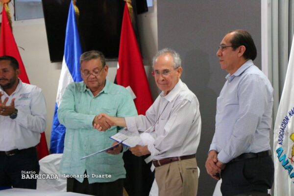 Nicaragua fortalece vigilancia epidemiológica para las enfermedades aviares