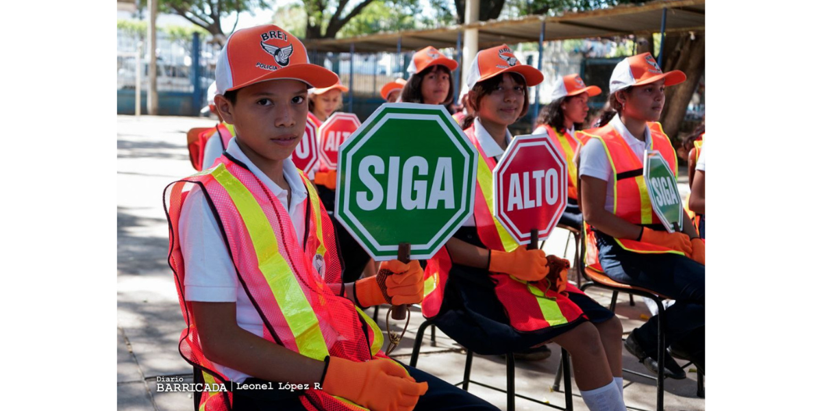 Juramentan a Brigadas Estudiantiles de Tránsito de Nicaragua