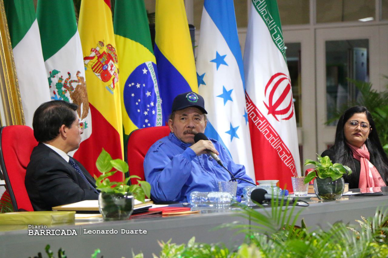 Entrega de cartas credenciales al presidente, Comandante Daniel Ortega