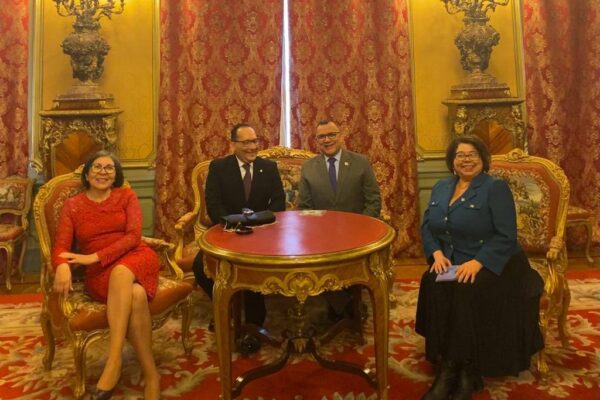 Canciller de Rusia se reúne con embajadores de América Latina y el Caribe