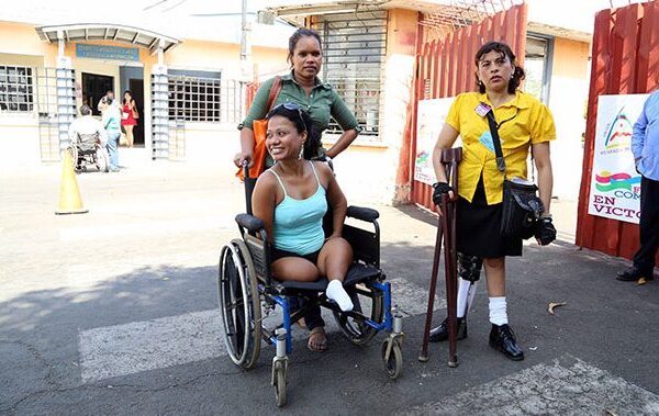 Nicaragua prepara cartilla para personas con discapacidad