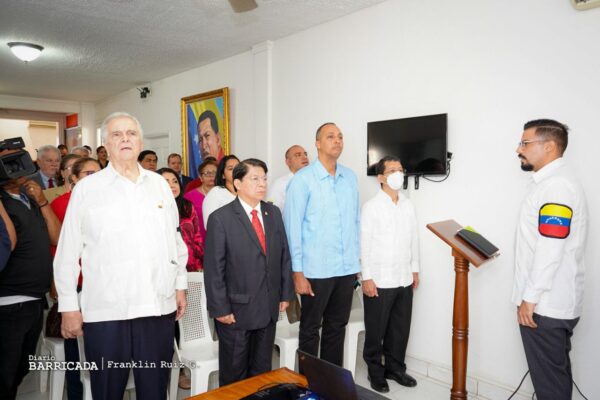 Conmemoran Día de la Dignidad Nacional de Venezuela en Nicaragua