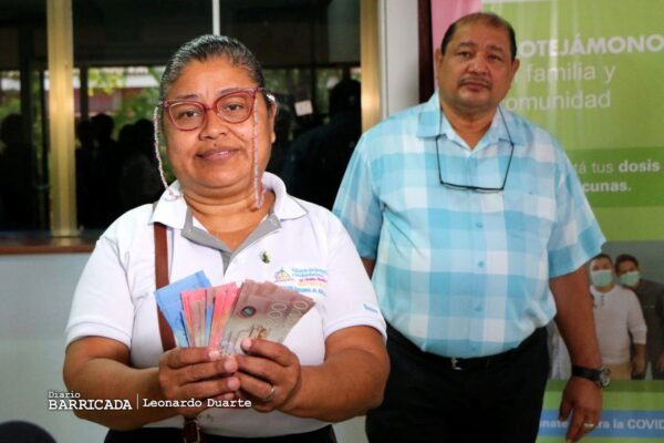 Sector salud recibe salario de febrero 2023 con aumento del 5 por ciento