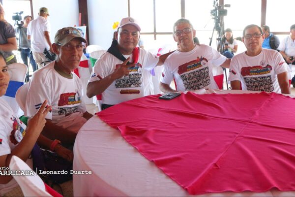 Juventud Sandinista se reúne con familiares de los Héroes y Mártires de San José de las Mulas