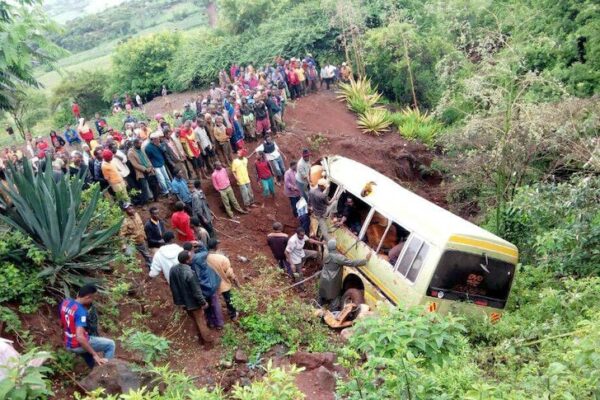 17 muertos y varios heridos por accidente vial en Tanzania