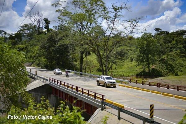 Impulsan proyecto de tramo carretero Rosita – Bonanza