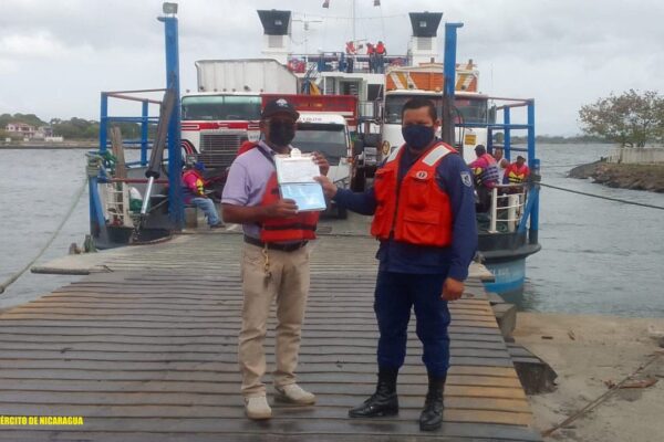 Ejército de Nicaragua informa del acompañamiento a flota pesquera industrial