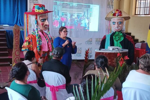 Fortalecen quehacer del sector textil en Jinotepe