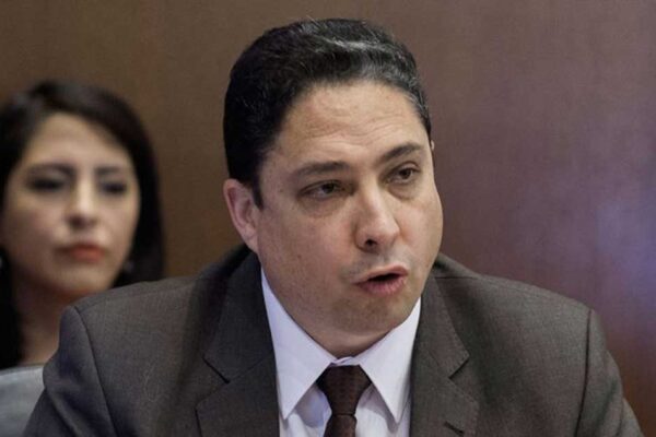 Embajador de Bolivia denuncia crisis moral de Almagro y la OEA