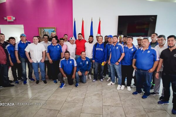 Duque Hebbert: En Nicaragua hay competencia en el béisbol