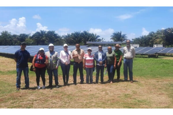 Nicaragua promueve el desarrollo económico por medio de energías renovables